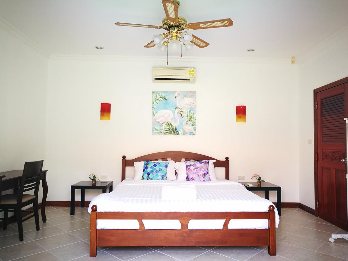 The Beach Pool Villa Паттая Екстер'єр фото